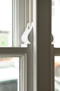 Styled horns on sashwindow